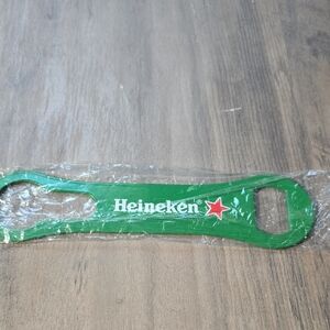 HEINEKEN BOTTLE OPENER NWT